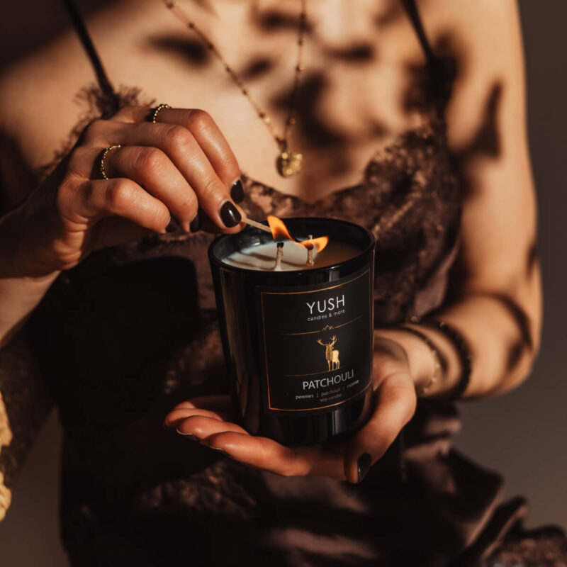 Patchouli - świeca sojowa o zapachu paczuli - 320ml